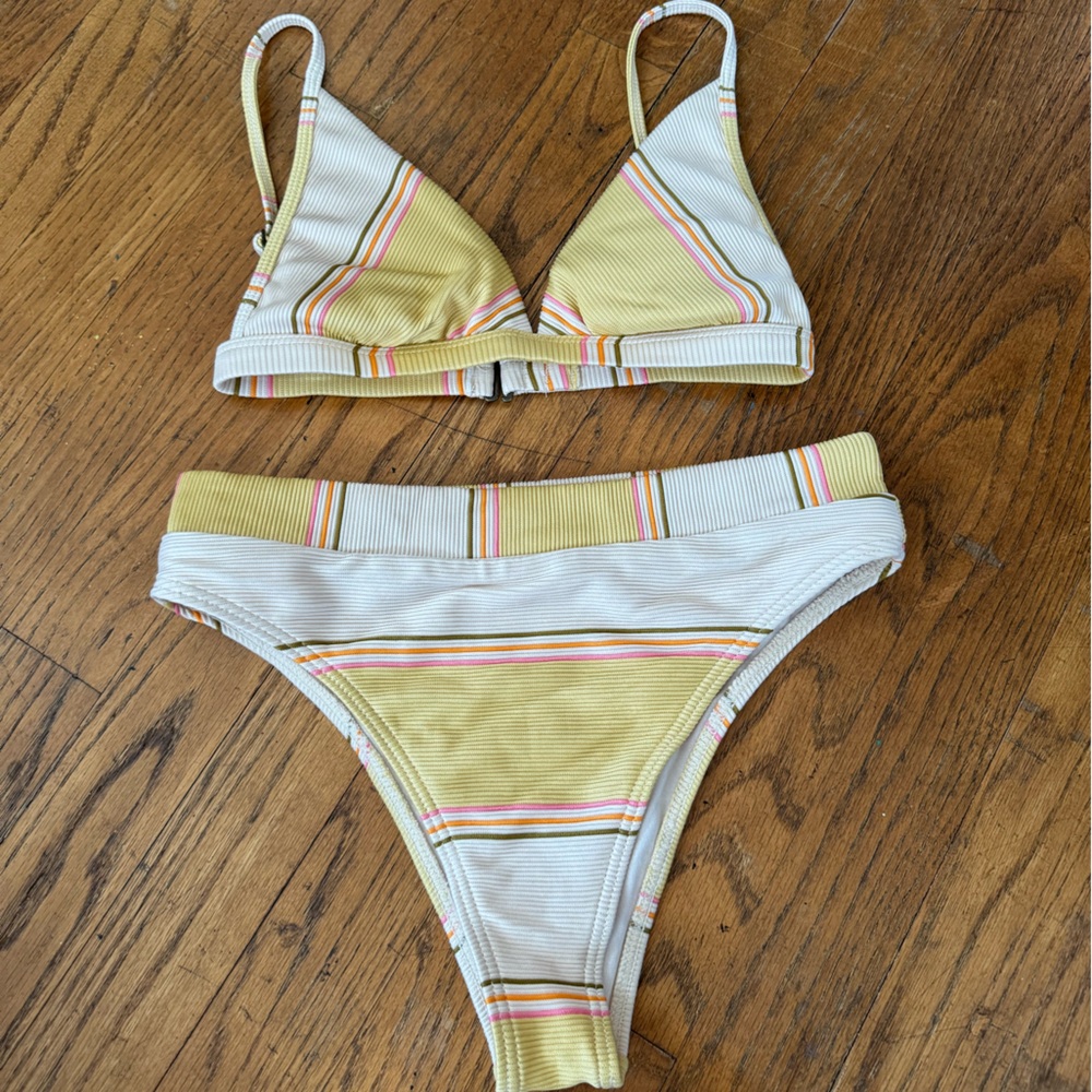Billabong Ribbed High Waisted Bikini